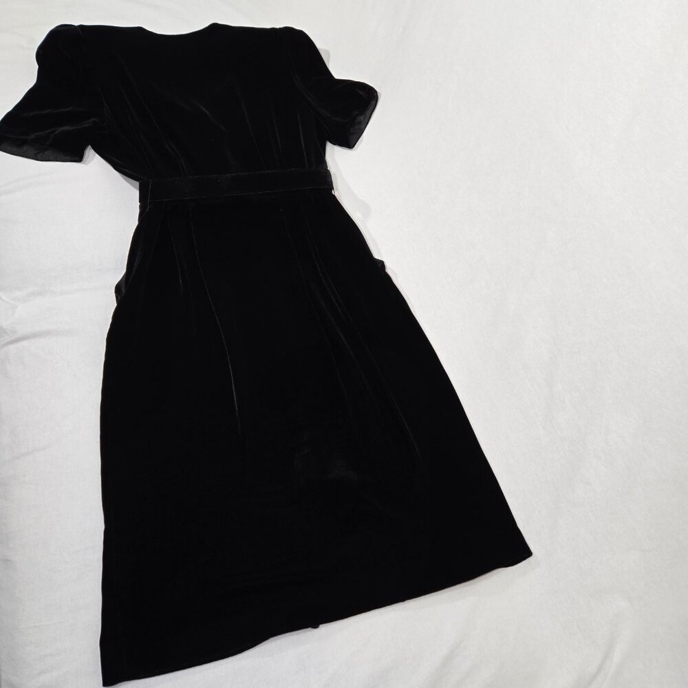 VINTAGE Academia Y2K Sirencore BLACK VELVET Pocket Belt Midi Dress Women Size 10 - Picture 8 of 16